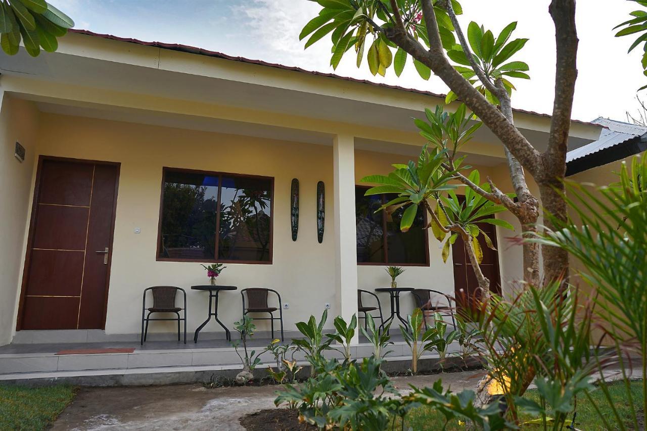 Sari Gili Bungalow ギリ・アイル エクステリア 写真